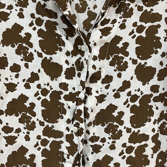 Holiday By Emma Mulholland Women’s Cow Print Button Up Shirt Size XS Cowgirl - Picture 3 of 5